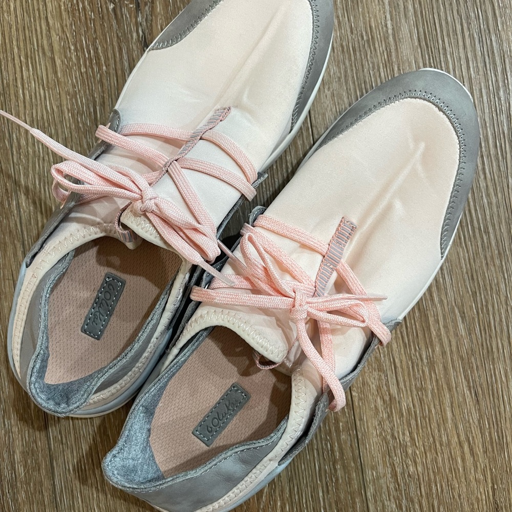 OluKai Mikili Waterproof Women's Pink and Gray Sneakers
